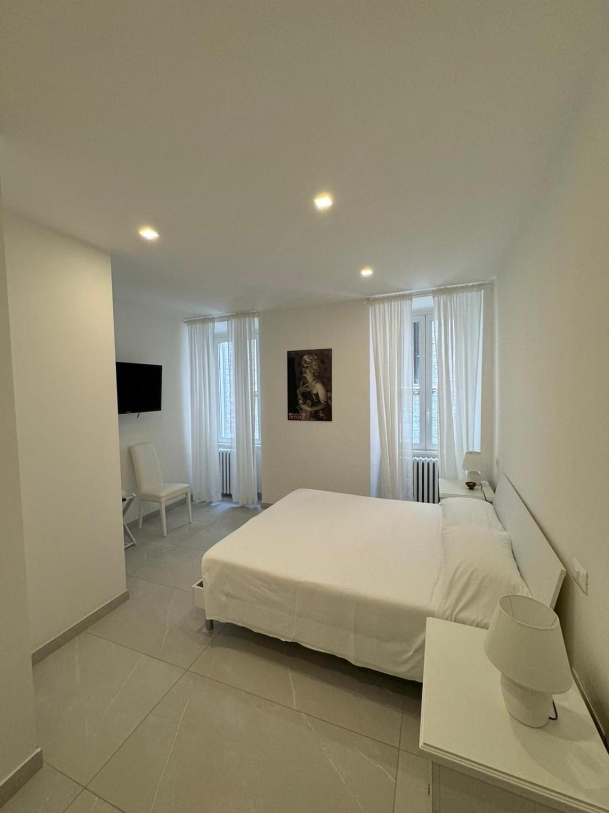 Re House Suite & Deluxe Apartament アスコリ・ピチェーノ エクステリア 写真